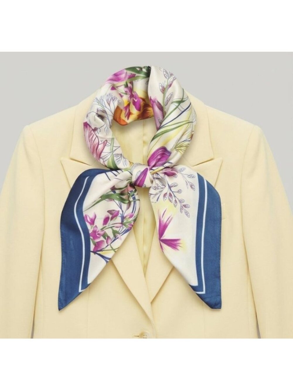✨Elegant Silky Square Scarf Blue Gold Paisley Print Luxury Neck Handbag Wrap New